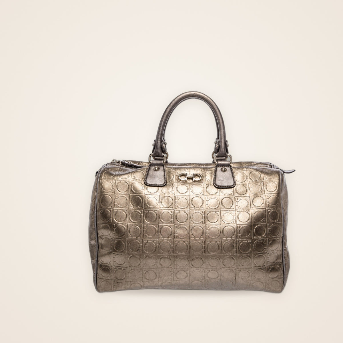 Bolsa Salvatore Ferragamo Gancini Bronze Metalizado
